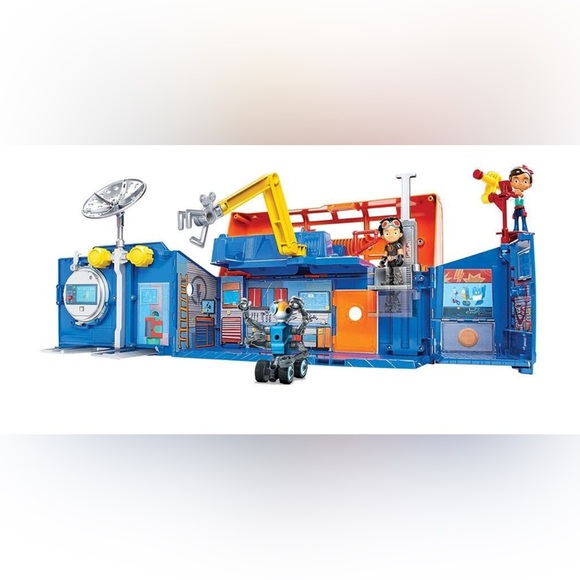 Nickelodeon Rusty Rivets Rivet Lab Exclusive Playset - Picture 2 of 3